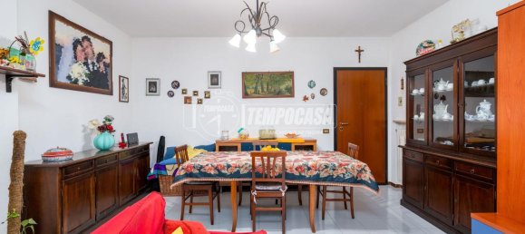 Квартира с 3 комнатами в Монтеккьо Эмилия, Италия № 130500 3