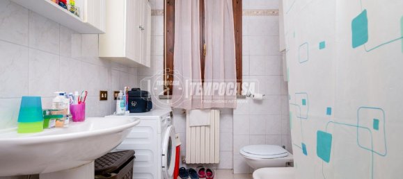 Квартира с 3 комнатами в Монтеккьо Эмилия, Италия № 130500 15