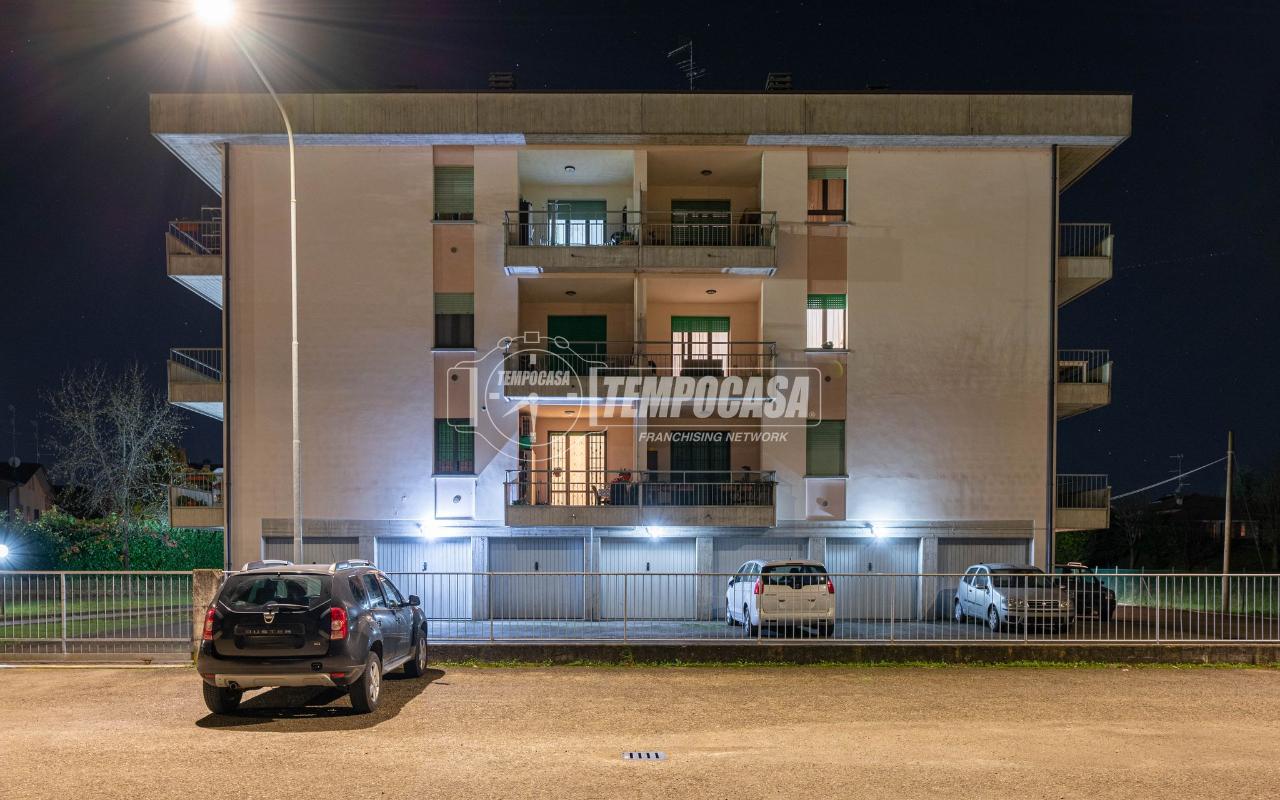 Квартира с 3 комнатами в Монтеккьо Эмилия, Италия № 130500