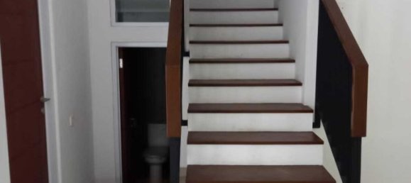 4 bedrooms House in Jakarta, Indonesia No. 1535 12