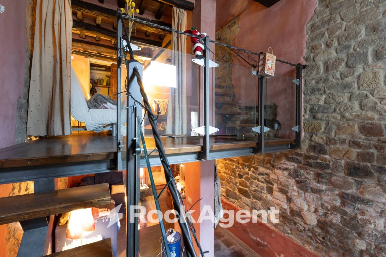 2 Schlafzimmer Haus in Pescia, Italy, Nr. 292092