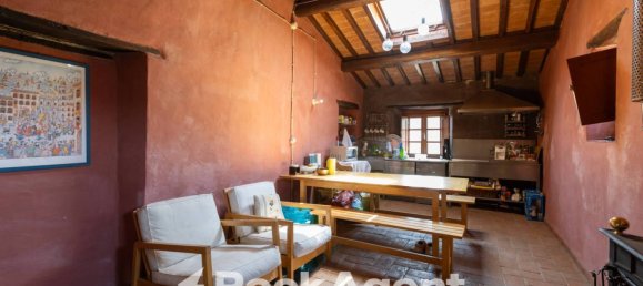 2 Schlafzimmer Haus in Pescia, Italy, Nr. 292092 19