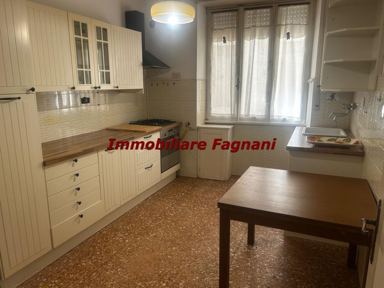 4 bedrooms Apartment in Velletri, Italy No. 384713