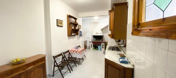 6-Zimmer Villa in Guidonia Montecelio, Italy, Nr. 8283 7
