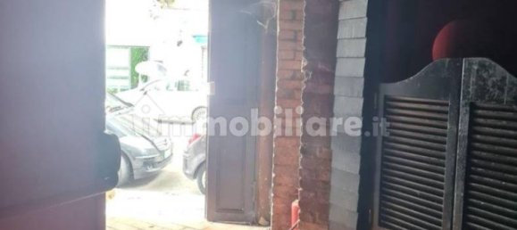 Gewerbliche Immobilie in Naples, Italy 415m², Nr. 270435 13