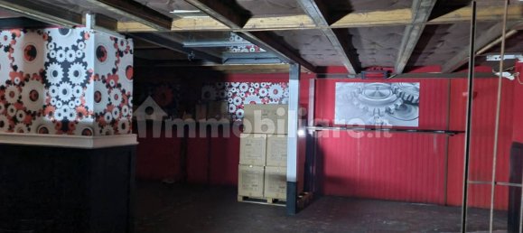 Gewerbliche Immobilie in Naples, Italy 415m², Nr. 270435 17