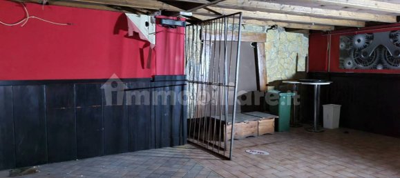 Gewerbliche Immobilie in Naples, Italy 415m², Nr. 270435 19