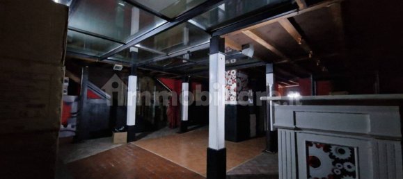 Gewerbliche Immobilie in Naples, Italy 415m², Nr. 270435 14