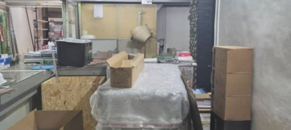 Gewerbliche Immobilie in Naples, Italy 415m², Nr. 270435 5