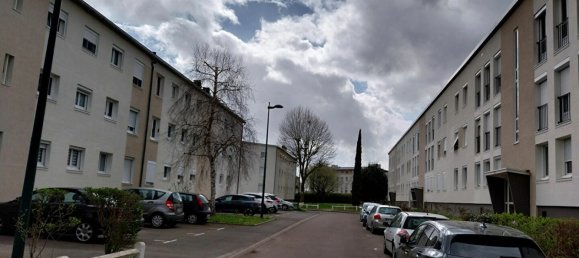 3 chambres Appartement à Saint-Jean-de-Braye, France No. 97322 9