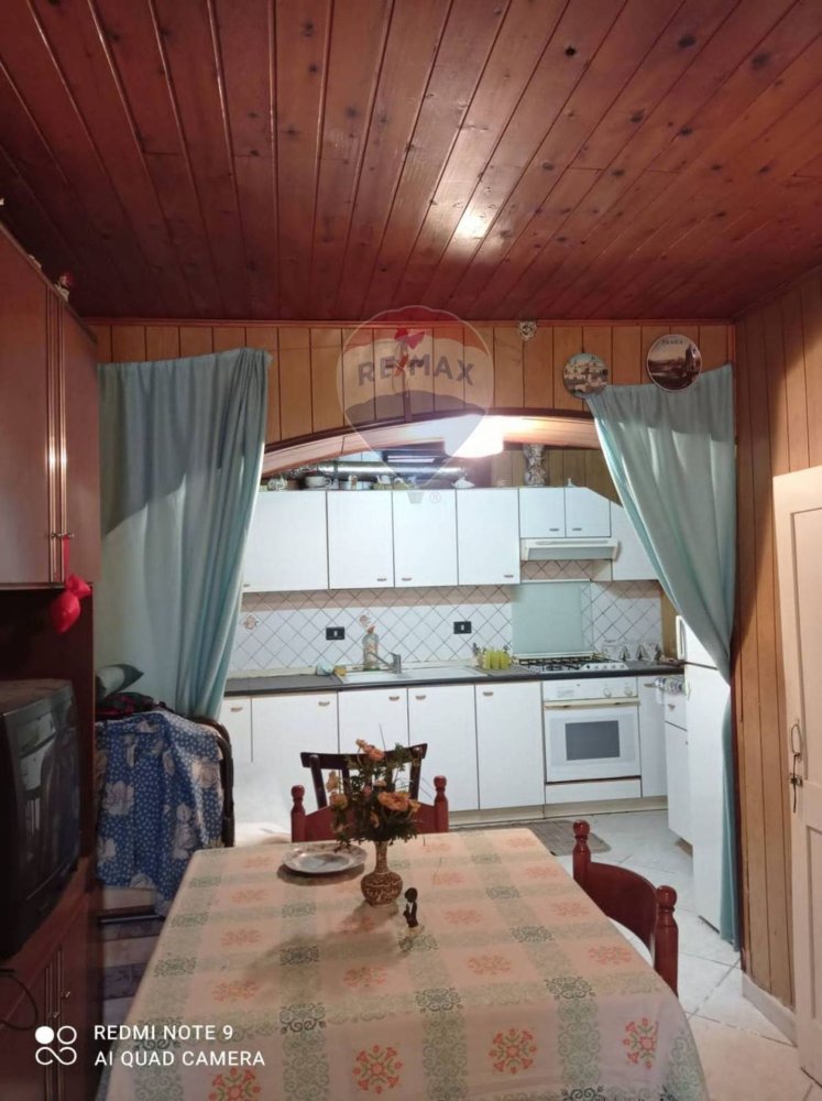 3-salle Maison à Bronte, Italy No. 105304