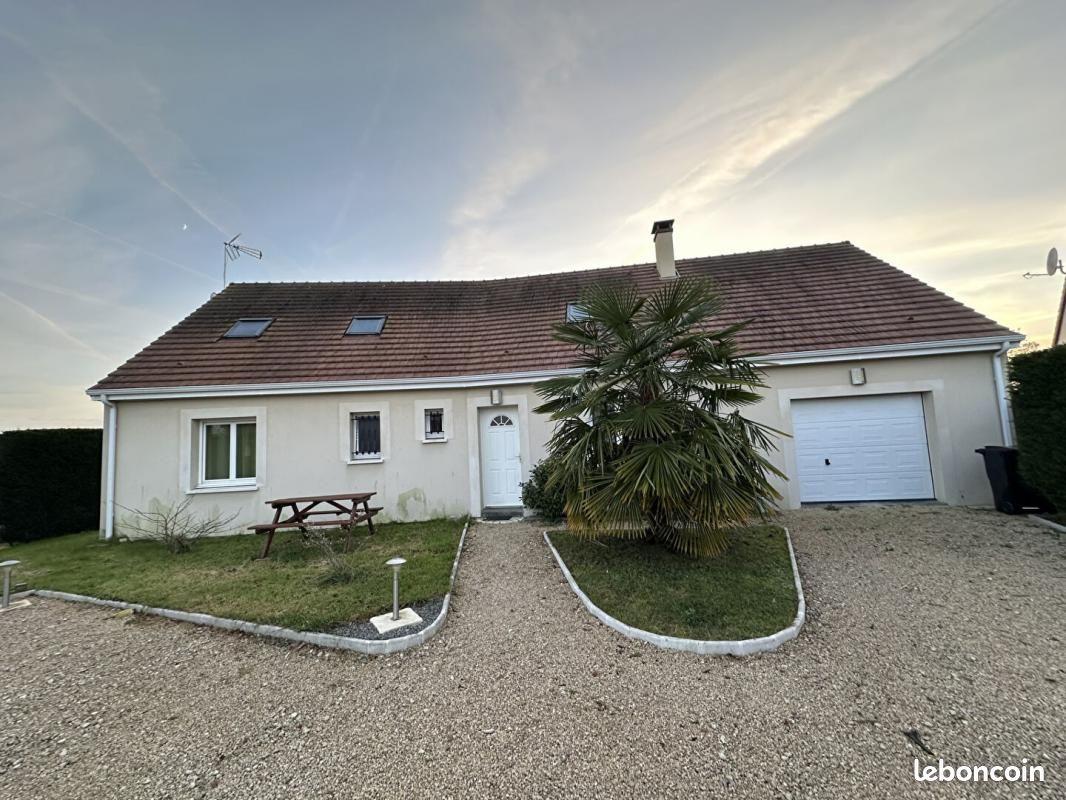 Casa de 5 dormitorios en Mur-de-Sologne, France No. 40734