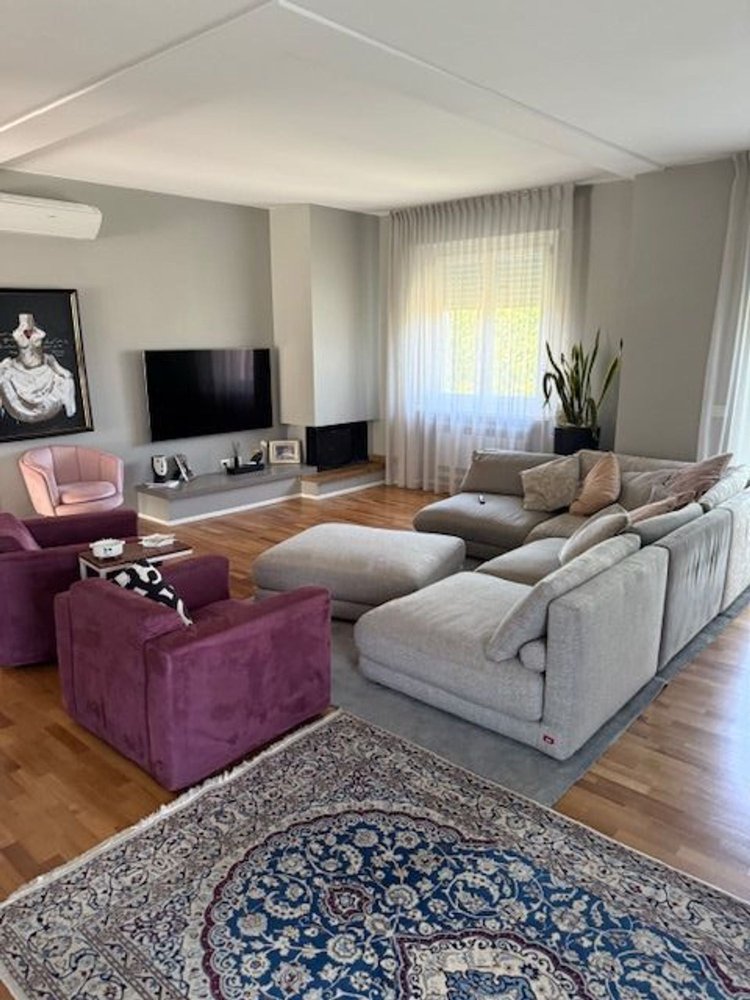 Apartamento de 6 habitaciónes en Ostra, Italy No. 286263