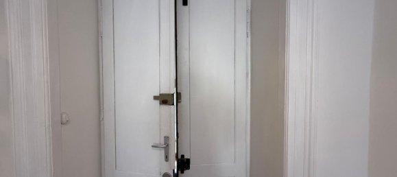 Apartamento de 3 dormitorios en Trieste, Italy No. 363099 11