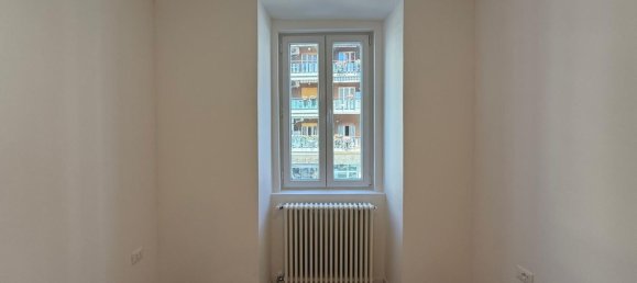 Apartamento de 3 dormitorios en Trieste, Italy No. 363099 8