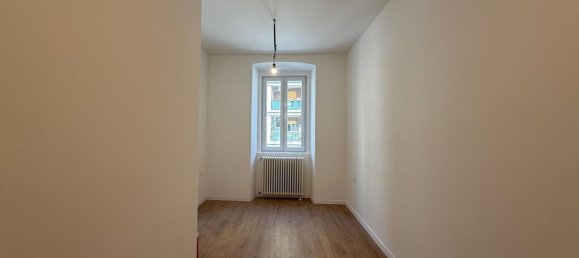 Apartamento de 3 dormitorios en Trieste, Italy No. 363099 7