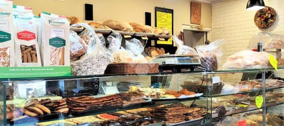 1 room Commercial property in Rome, Italy No. 92988 3