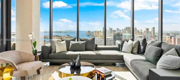 4 Schlafzimmer Gewerbliche Immobilien in Miami, USA, Nr. 615572 18