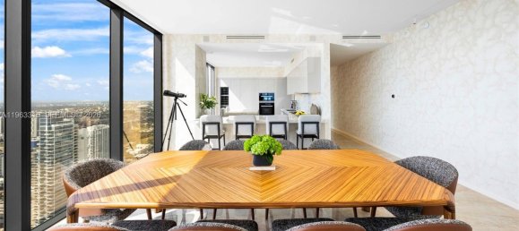 4 Schlafzimmer Gewerbliche Immobilien in Miami, USA, Nr. 615572 3