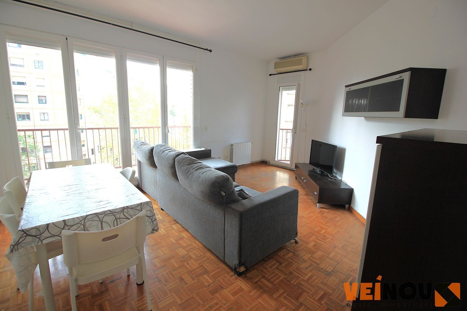 Apartamento T4 em Eixample, Spain N.º 203803