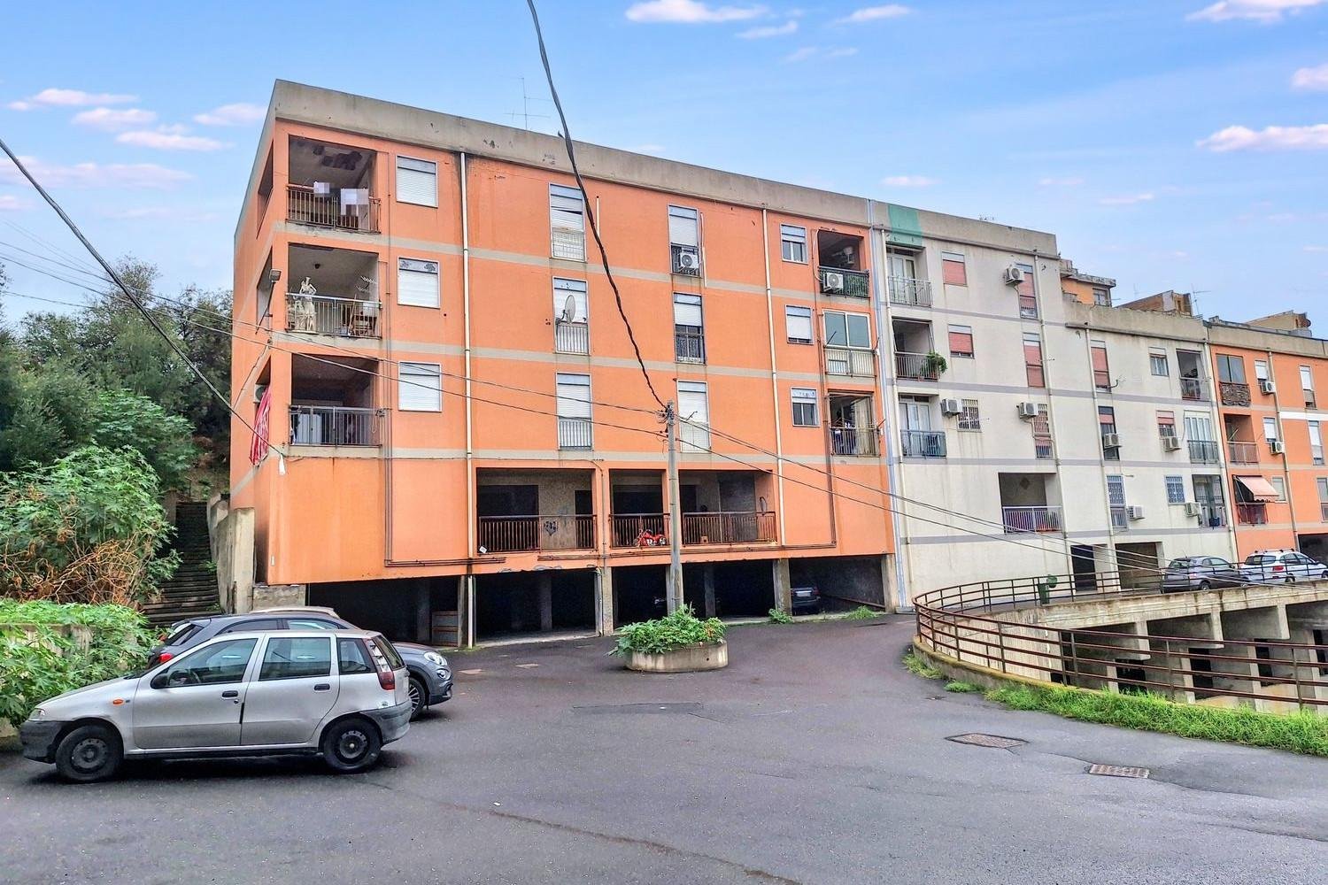 5-Zimmer Wohnung in Catania, Italy, Nr. 169530