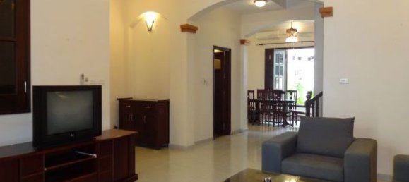 4 bedrooms House in Tay Ho, Vietnam No. 1977 8