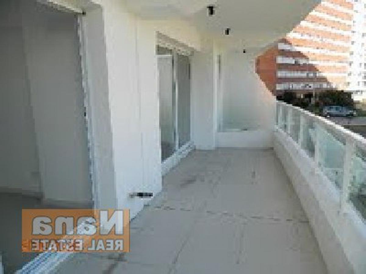 2 bedrooms Apartment in Maldonado, Uruguay No. 7679