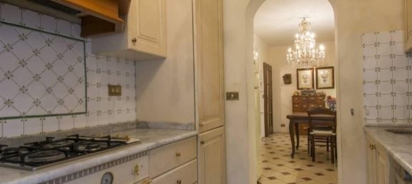 20 rooms Villa in Barga, Italy No. 26236 22