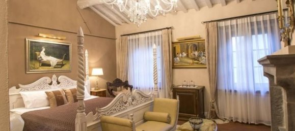 20 rooms Villa in Barga, Italy No. 26236 7