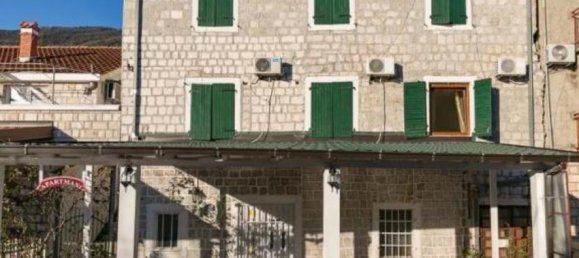 12 bedrooms Land in Herceg Novi, Montenegro No. 152 4