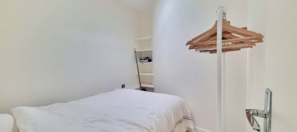 1 bedroom Apartment in Paris, France No. 169106 10