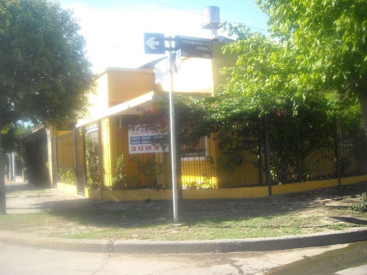 3 bedrooms House in San Isidro, Argentina No. 60761