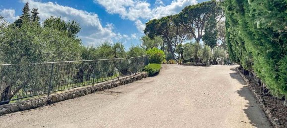 8 Schlafzimmer Villa in Passignano sul Trasimeno, Italy, Nr. 1552 5