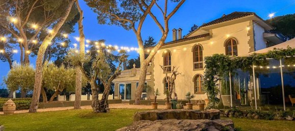 8 Schlafzimmer Villa in Passignano sul Trasimeno, Italy, Nr. 1552 2