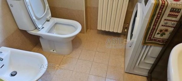 4 rooms Apartment in San Prospero, Italy No. 95047 24