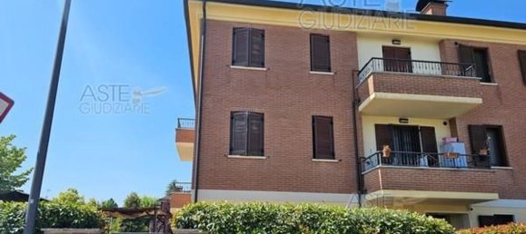 4 rooms Apartment in San Prospero, Italy No. 95047 23