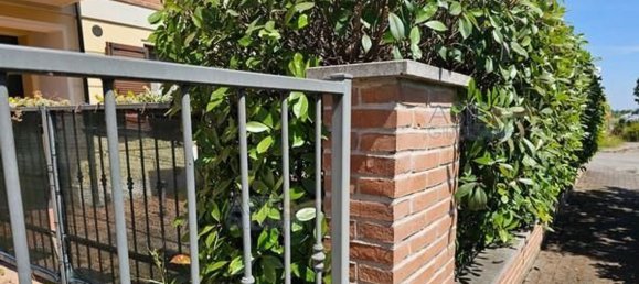 4 rooms Apartment in San Prospero, Italy No. 95047 10