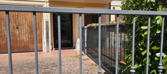 4 rooms Apartment in San Prospero, Italy No. 95047 9