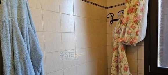 4 rooms Apartment in San Prospero, Italy No. 95047 12