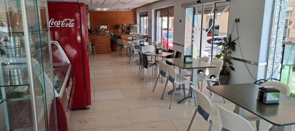 Gewerbliche Immobilie in Torrevieja, Spain 260m², Nr. 184645 12