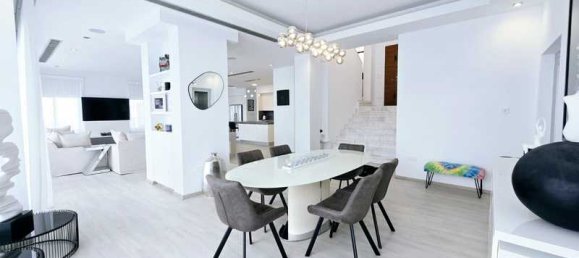 4 bedrooms Villa in Agios Tychonas, Cyprus No. 18772 8