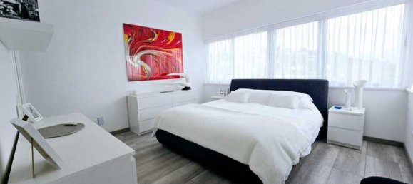 4 bedrooms Villa in Agios Tychonas, Cyprus No. 18772 3