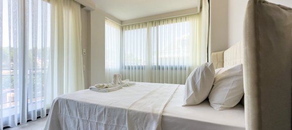 Villa 4+1 in Oludeniz, Turkey No. 15607 15