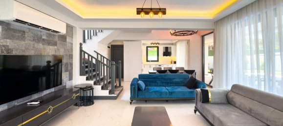 Villa 4+1 in Oludeniz, Turkey No. 15607 2