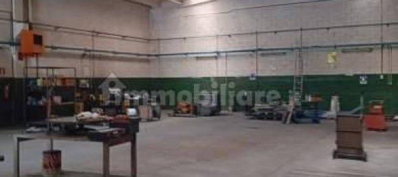 Склад 418м² в Понтироло Нуово, Италия № 270071 5