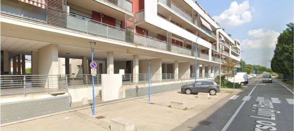 169m² Commercial property in Brescia, Italy No. 359638 12