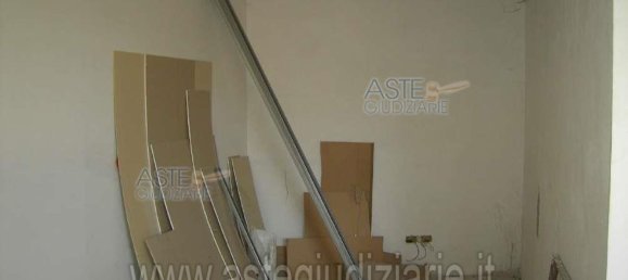 7غرفة شقة في Magliano de' Marsi, Italy رقم 186691 3