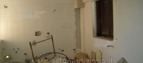 7غرفة شقة في Magliano de' Marsi, Italy رقم 186691 5