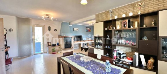 Вилла с 4 спальнями в Сан Сальво, Италия № 305058 3