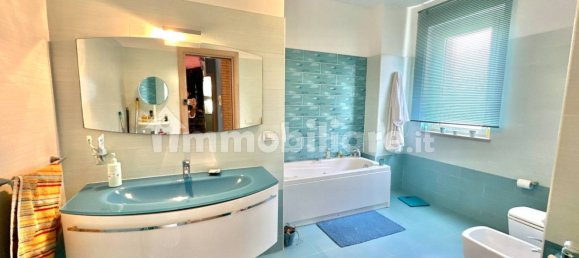 Вилла с 4 спальнями в Сан Сальво, Италия № 305058 16